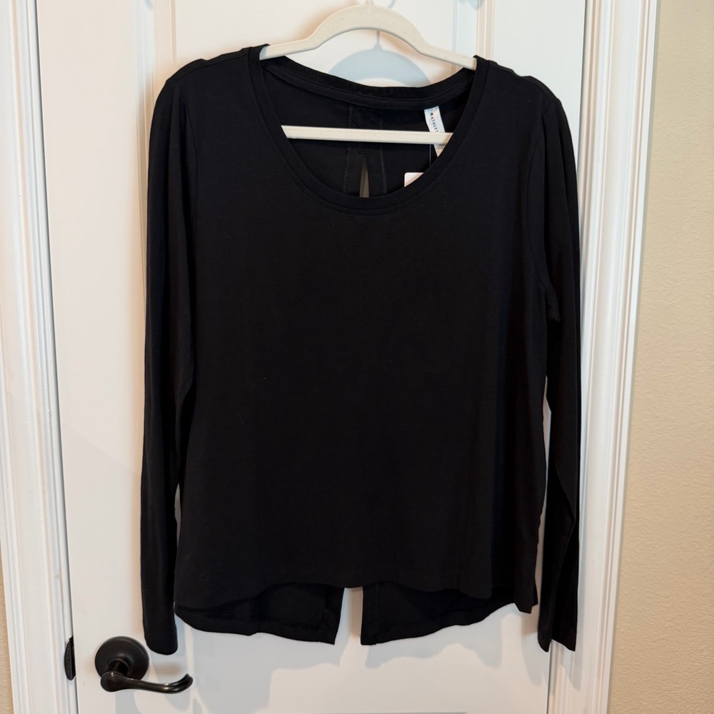 Athleta Keyhole Long Sleeve Top Black
